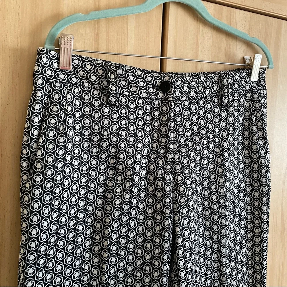 CHILLYTIME Stylish Black and White Patterned Pants 🖤